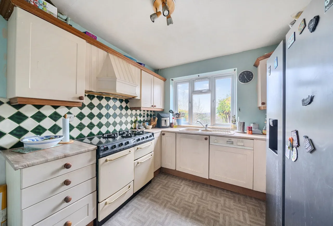 Kings Drive, Wembley, HA9 9HN, photo 8
