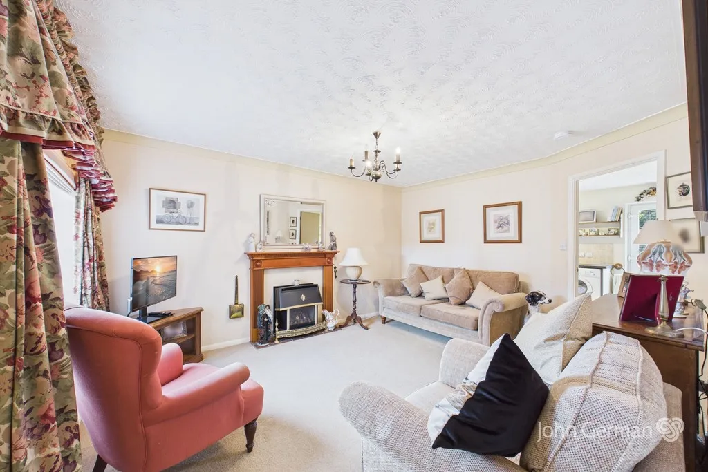 Lingfield Road, Branston, photo 5