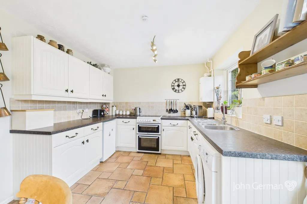 Lingfield Road, Branston, photo 7