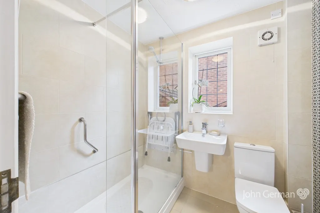 Lingfield Road, Branston, photo 12