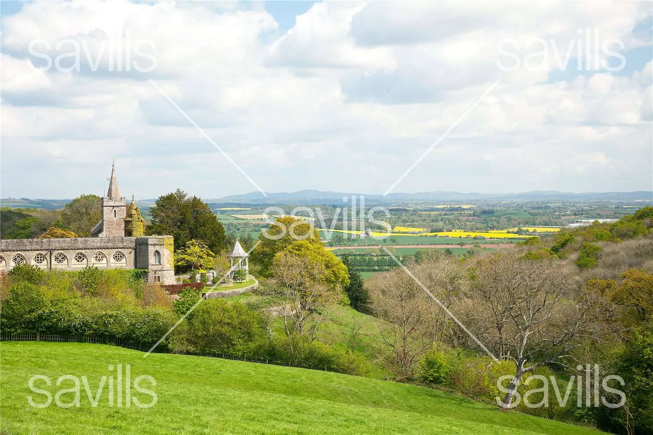 The Dinmore Manor Estate, Hope Under Dinmore, HR4, photo 23