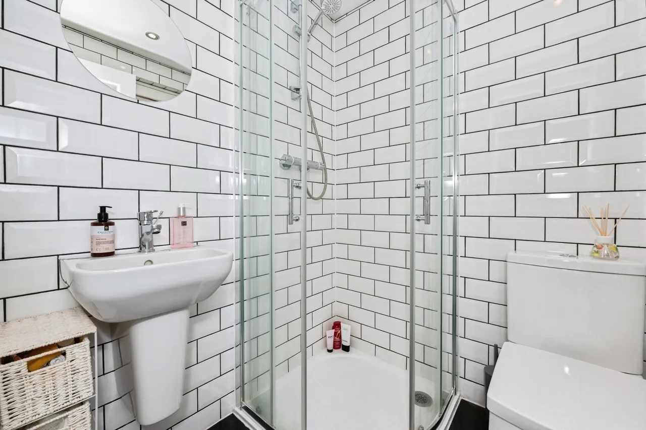 Hedingham Road, Chafford Hundred, Grays, Essex, RM16, photo 16