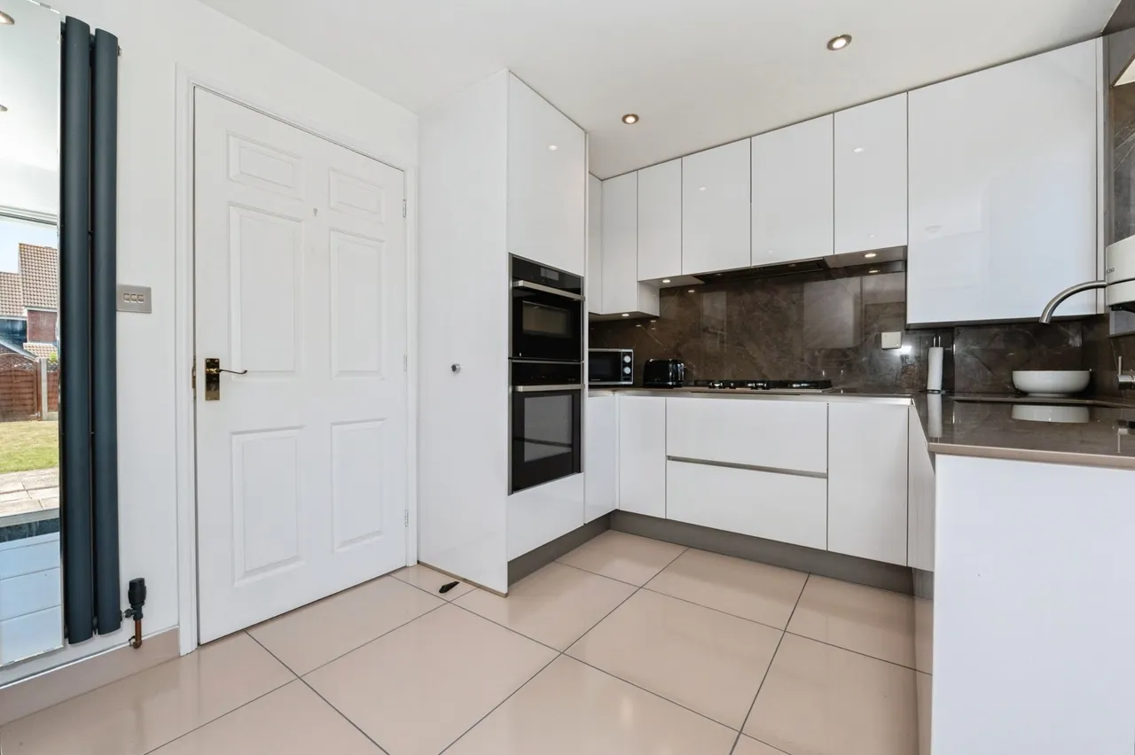 Hedingham Road, Chafford Hundred, Grays, Essex, RM16, photo 15