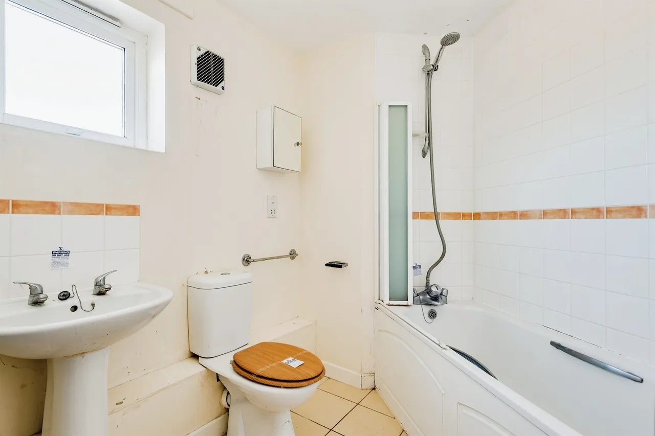 Benouville Close, Oxford, OX4, photo 7