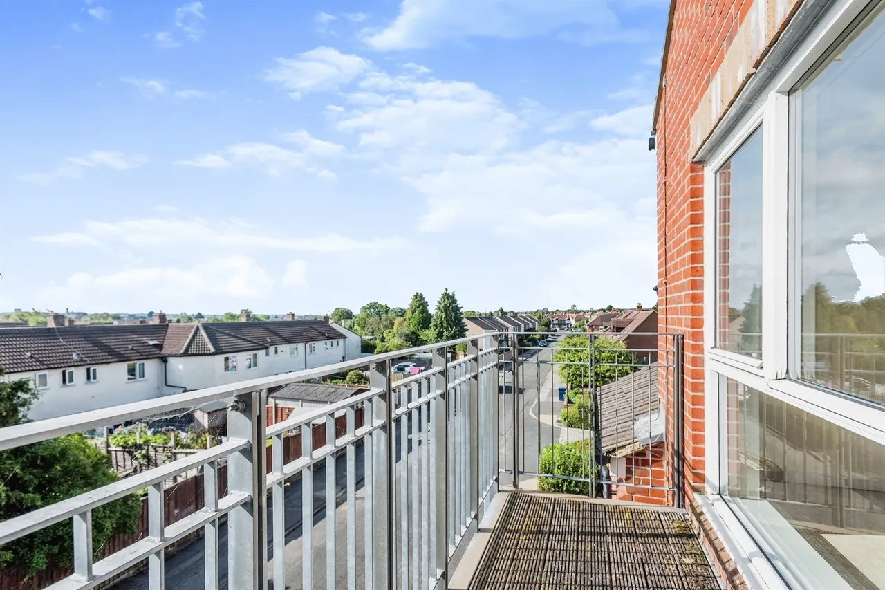 Benouville Close, Oxford, OX4, photo 9
