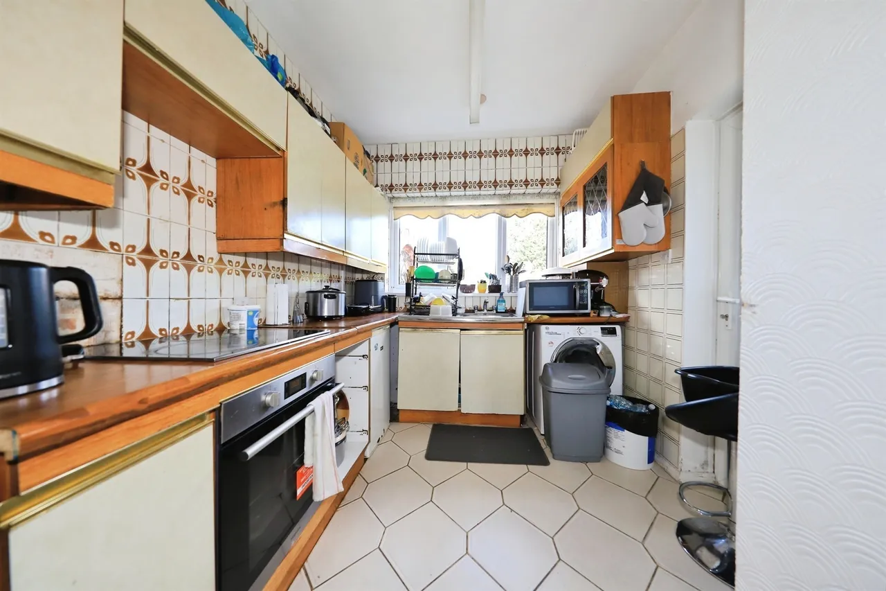 Stafford Road, Wolverhampton, WV10, photo 8