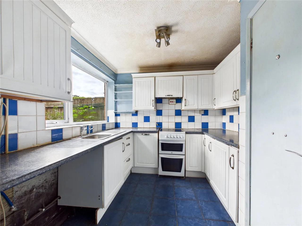 Neath Drive, Ipswich, IP2, photo 4