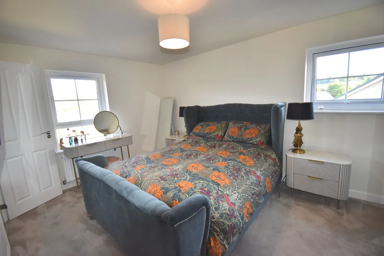 Taxhall Road, High Peak, photo 9