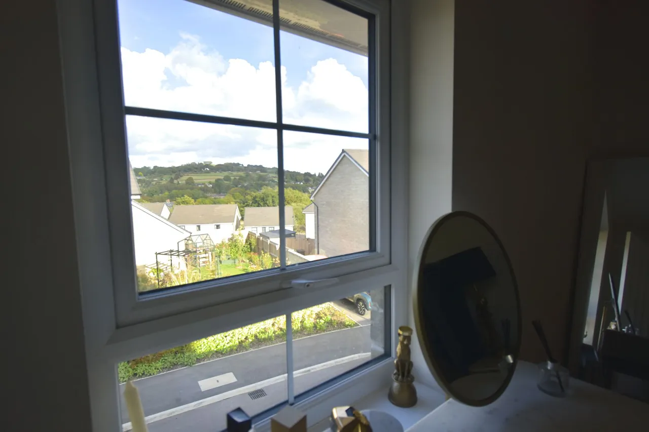 Taxhall Road, High Peak, photo 10