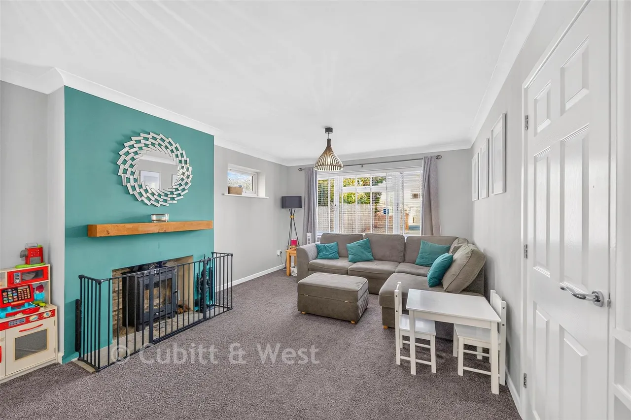 Hulbert Road, Havant, PO9, photo 2