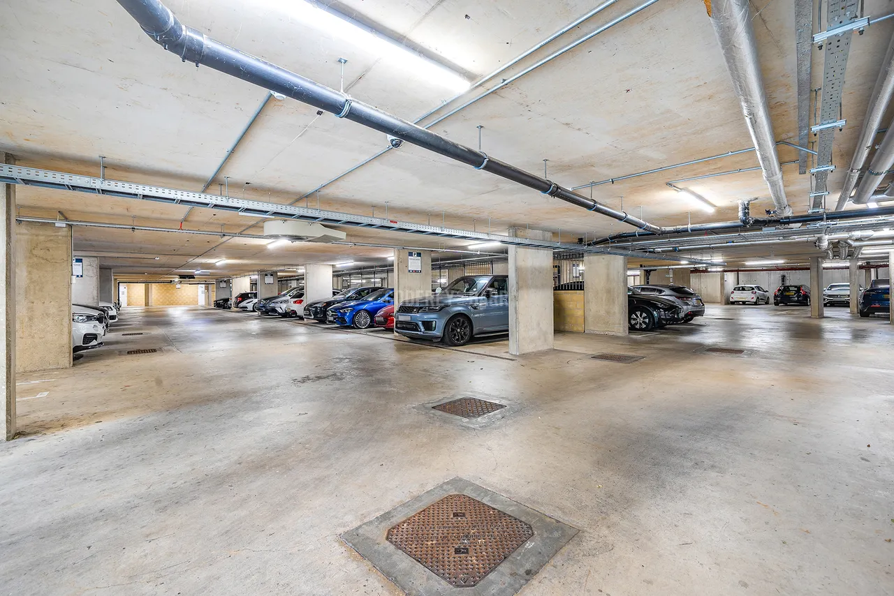 Burghley House Mill Hill East, NW7, photo 14