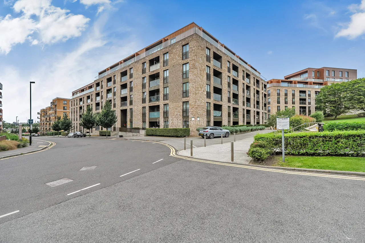 Burghley House Mill Hill East, NW7, photo 18