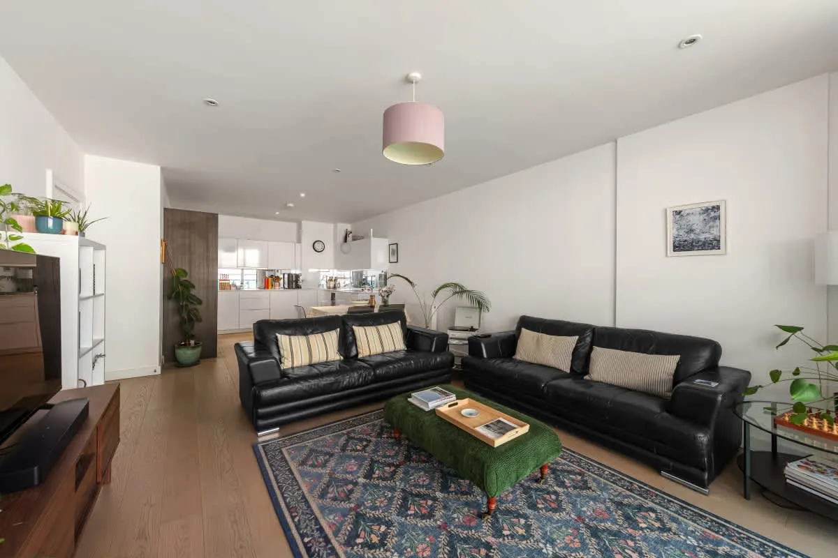 3 bed flat for sale, River Gardens Walk, Greenwich, SE10