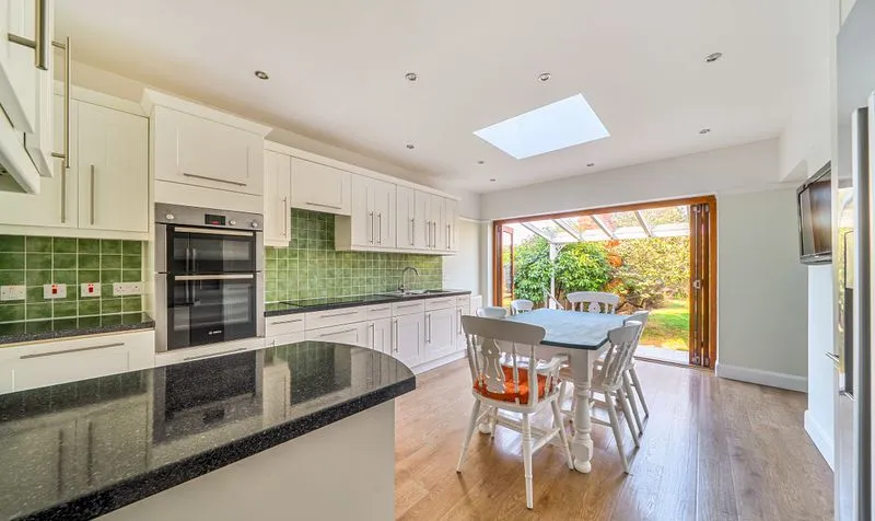 Craddocks Avenue, Ashtead, KT21, photo 2