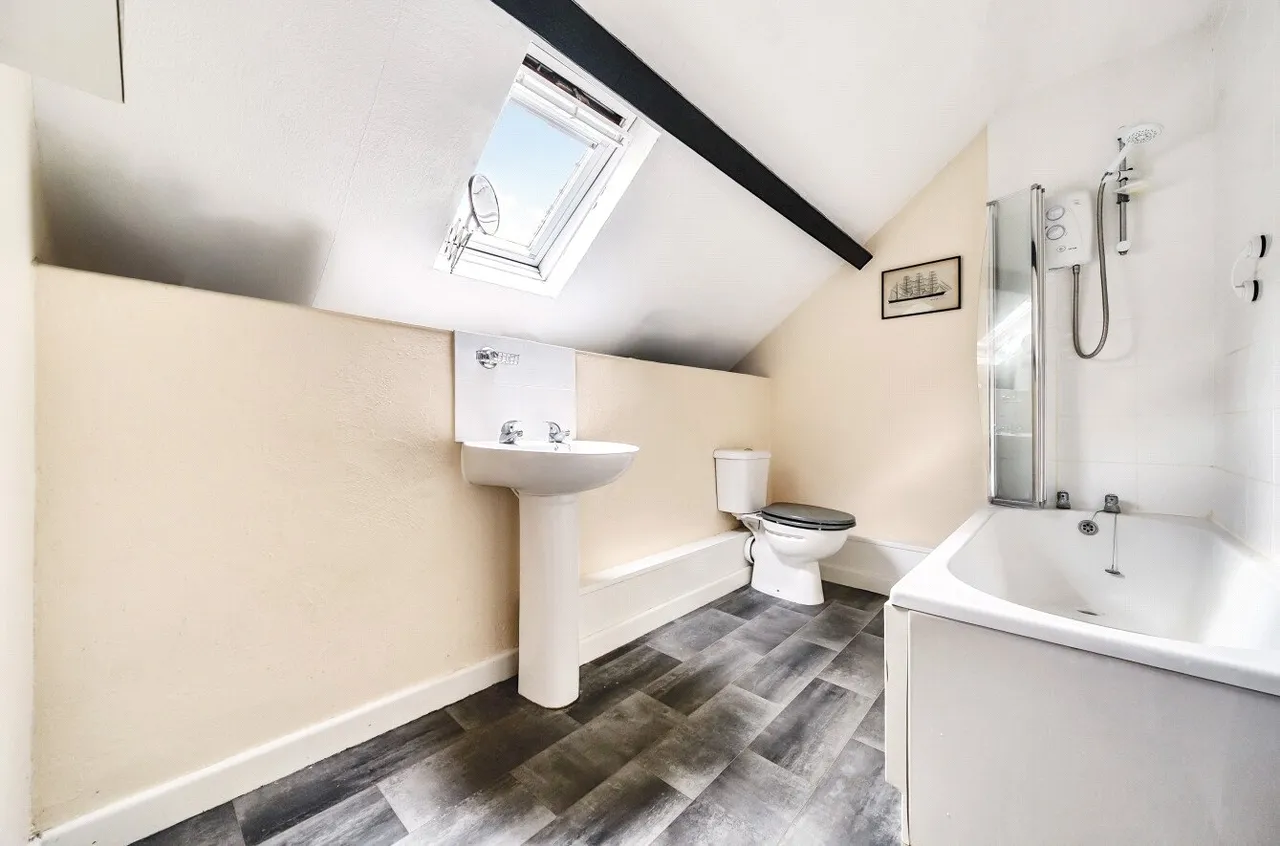 Llanynis, Builth Wells, Powys, LD2 3HH, photo 15