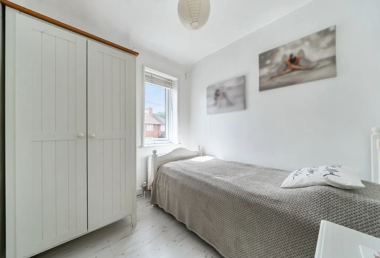 Peterborough Road, Carshalton, SM5 1EE, photo 7