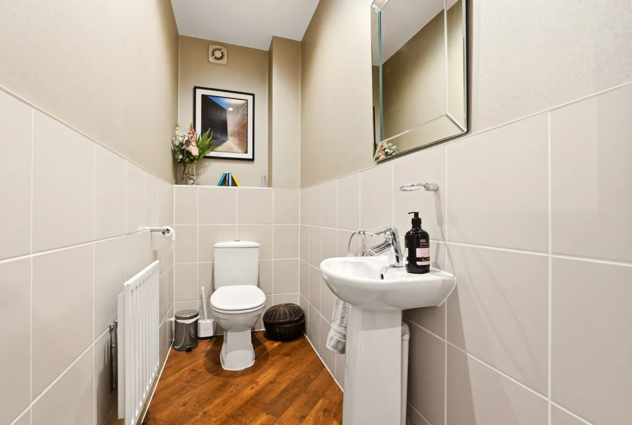 Beningfield Drive, London Colney, AL2, photo 11