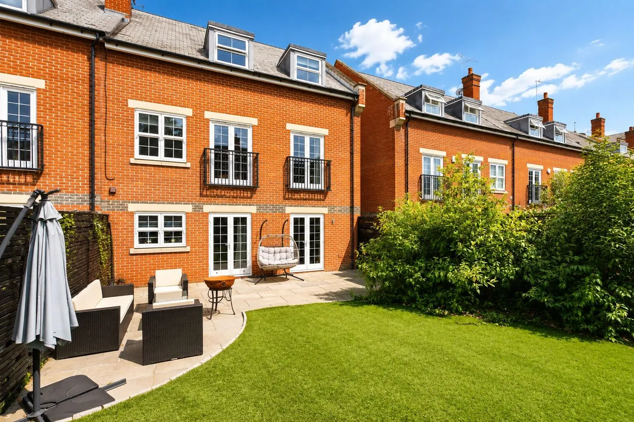 Beningfield Drive, London Colney, AL2, photo 22