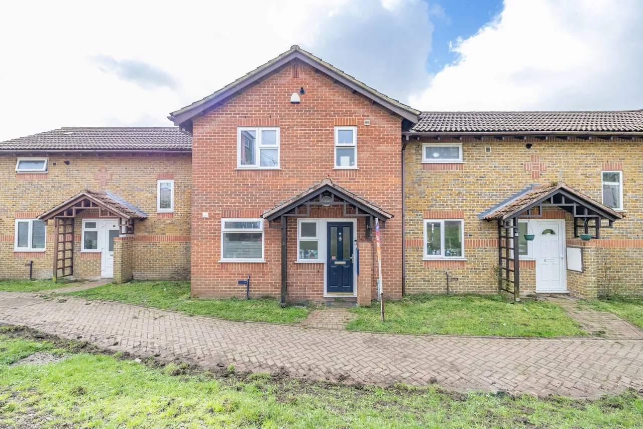 3 bed house for sale, Ellisons Walk, Canterbury, CT1
