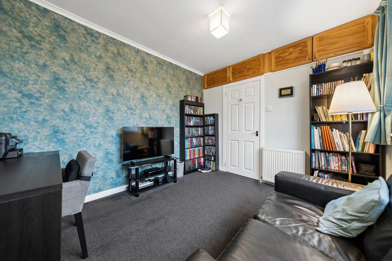 Terregles Avenue, Pollokshields, G41, photo 16