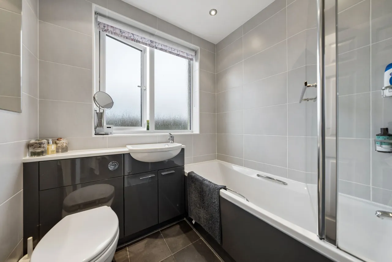 Terregles Avenue, Pollokshields, G41, photo 17
