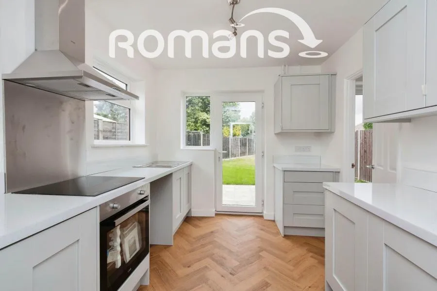 Lynn Way, Farnborough, GU14, photo 2