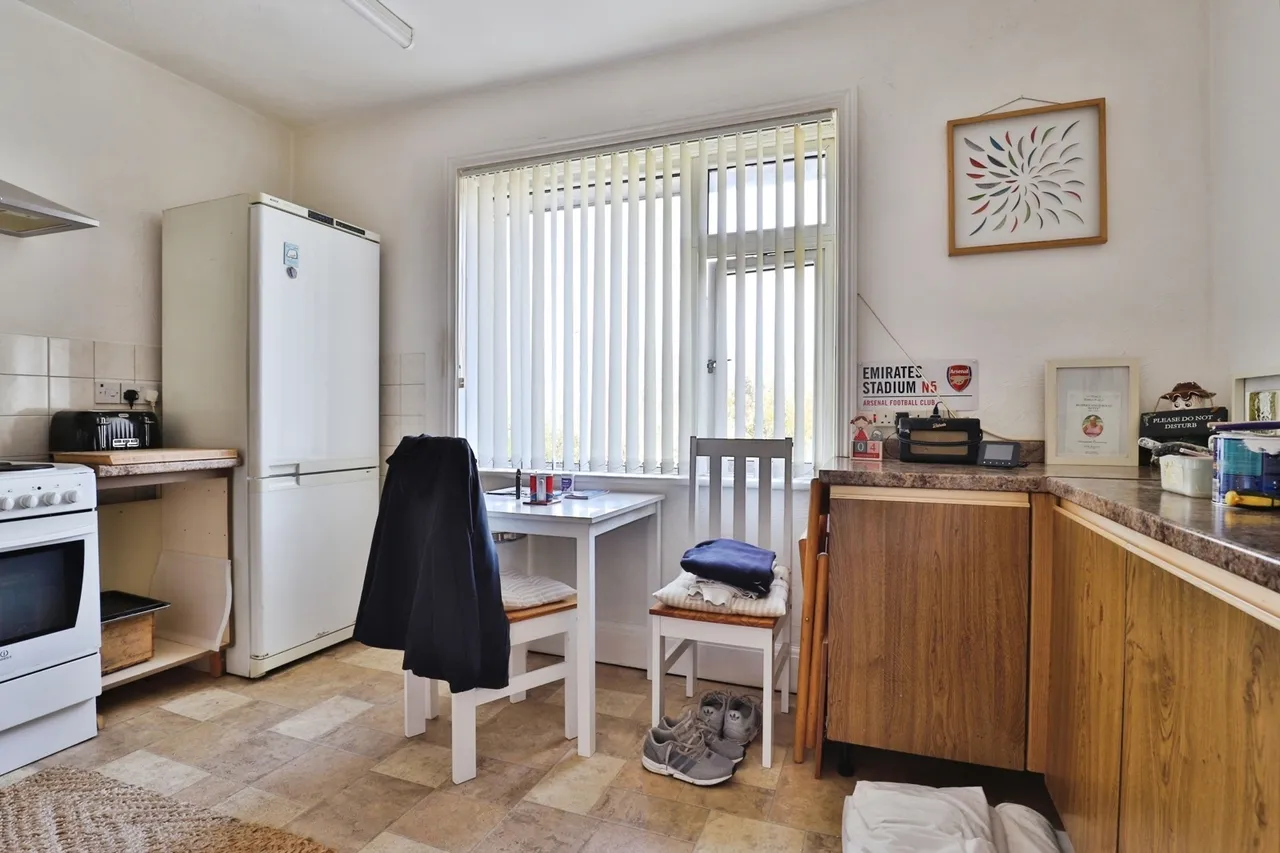 St. Ledgers Place, Queens Park, BH8, photo 16