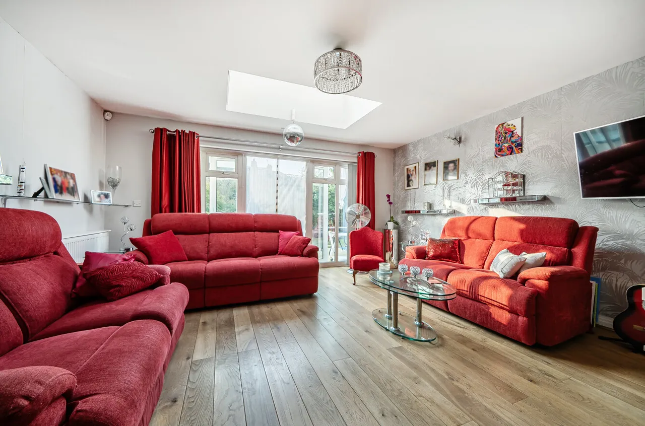 Oyster Close, Barnet, EN5 2FF, photo 2