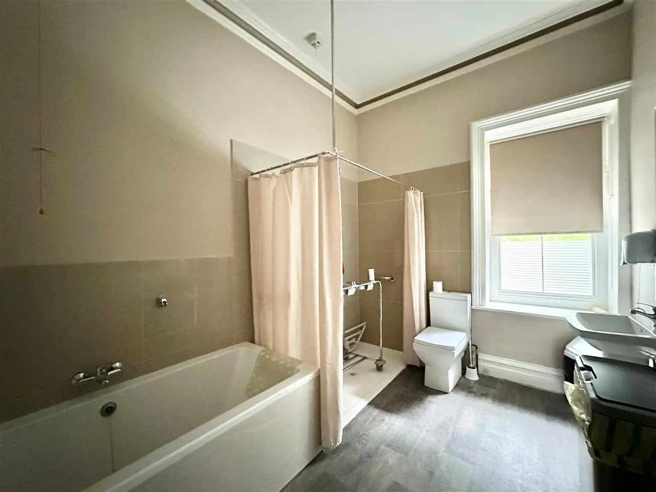 Manchester Road, Buxton, SK17, photo 15