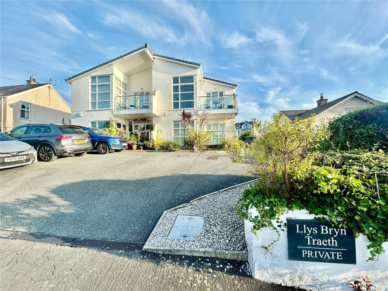 2 bed flat for sale, Ffordd Cynlas, Benllech, LL74