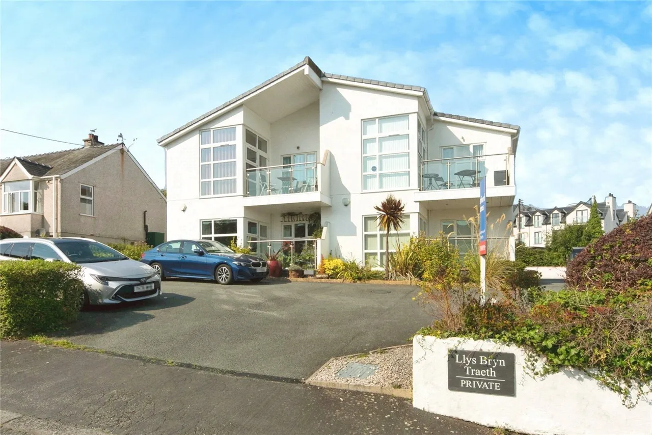 Ffordd Cynlas, Benllech, LL74, photo 12
