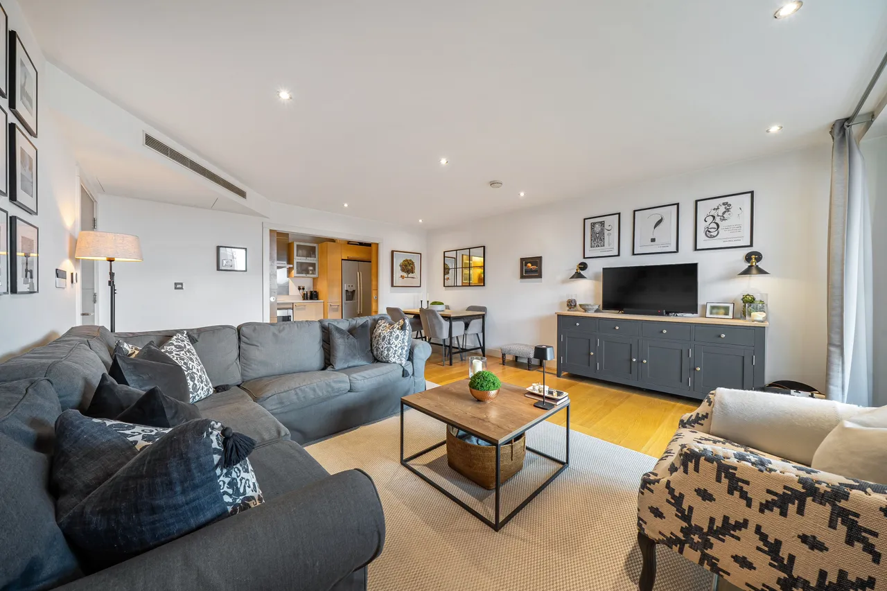 2 bed flat for sale, London, SW6