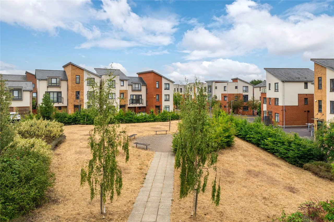 Genesis Green, Ashland, MK6, photo 11