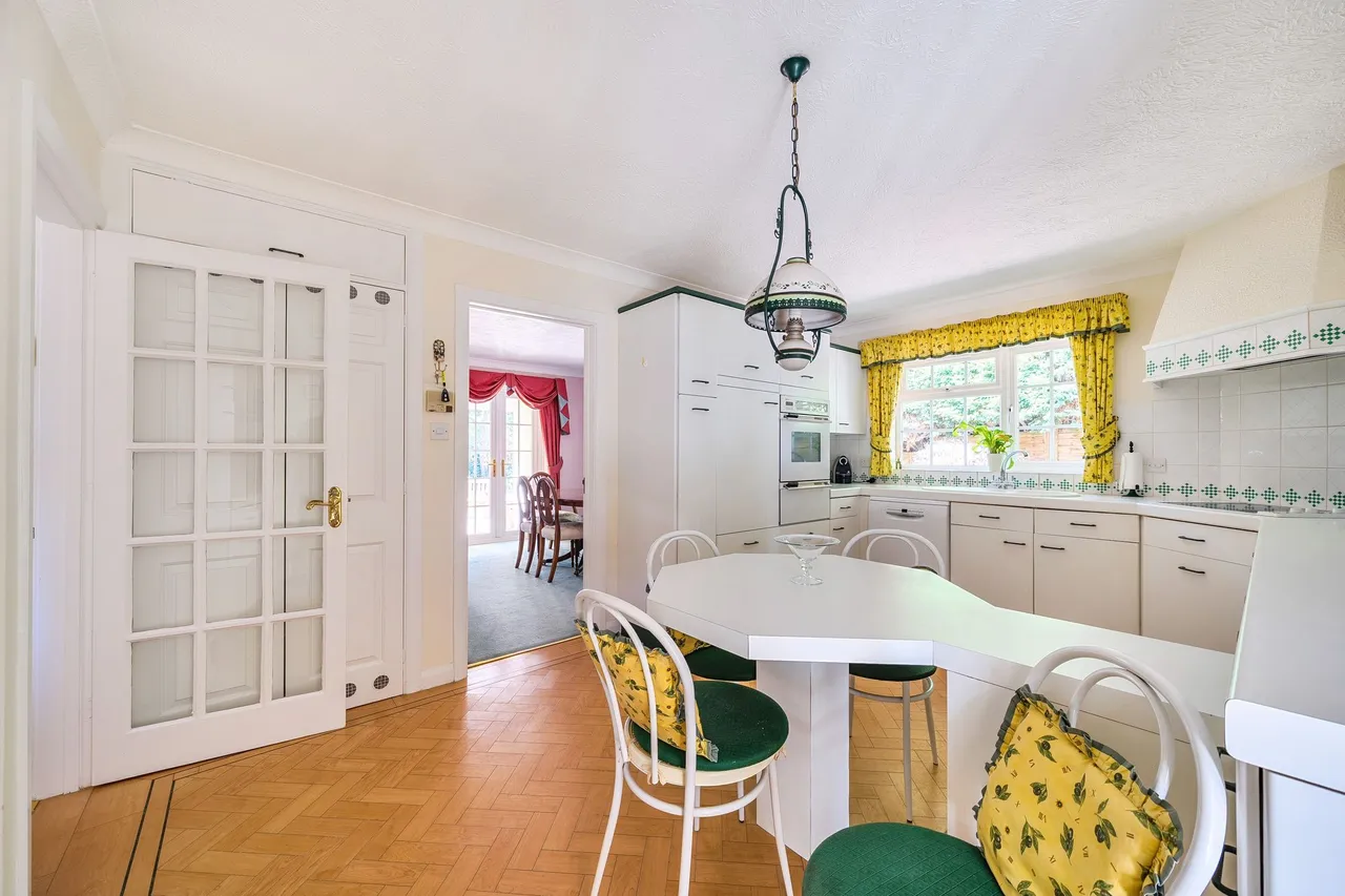 Sunset Lane, West Chiltington, RH20, photo 3