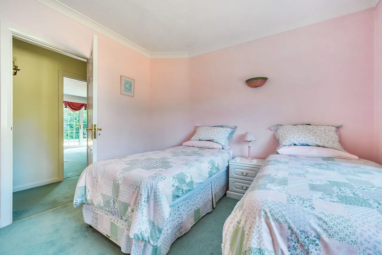 Sunset Lane, West Chiltington, RH20, photo 23