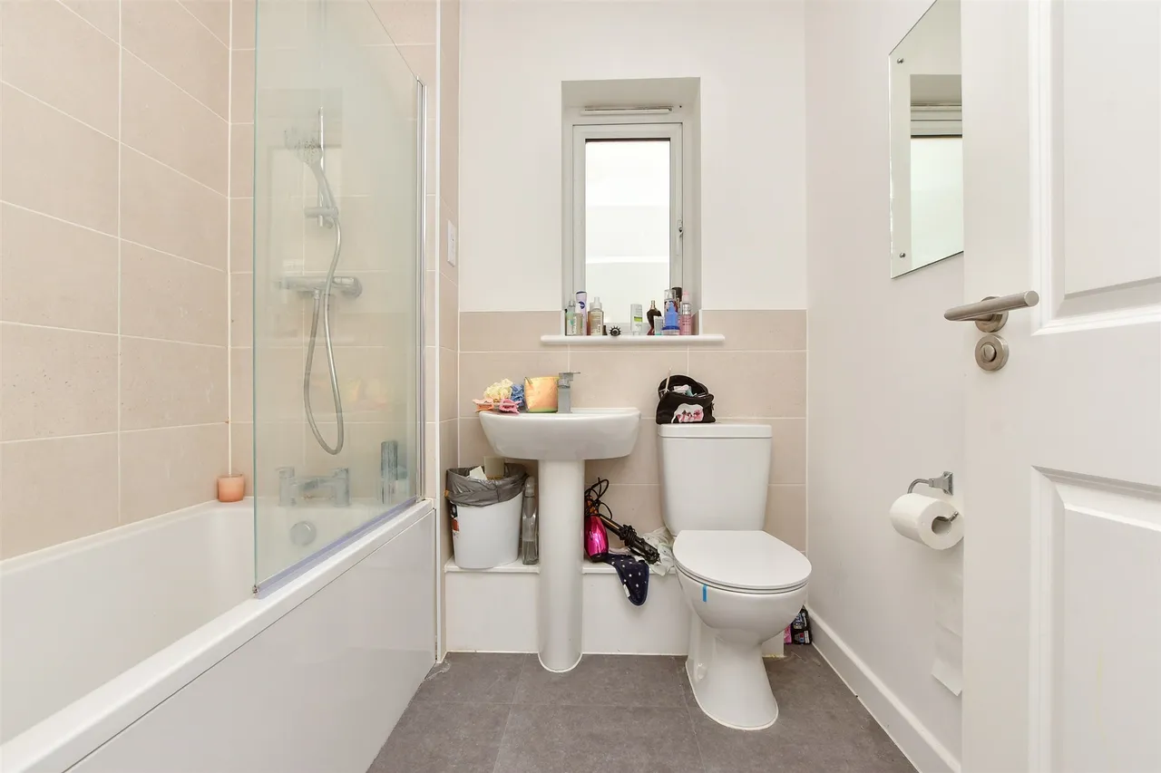 Saxon Way, Cliffsend, CT12, photo 9