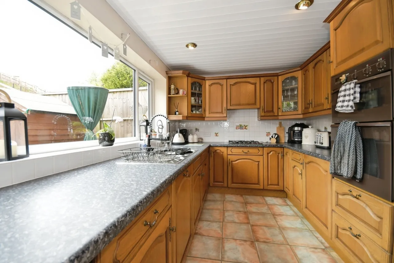 Clifton Drive, Buxton, Derbyshire, SK17, photo 4