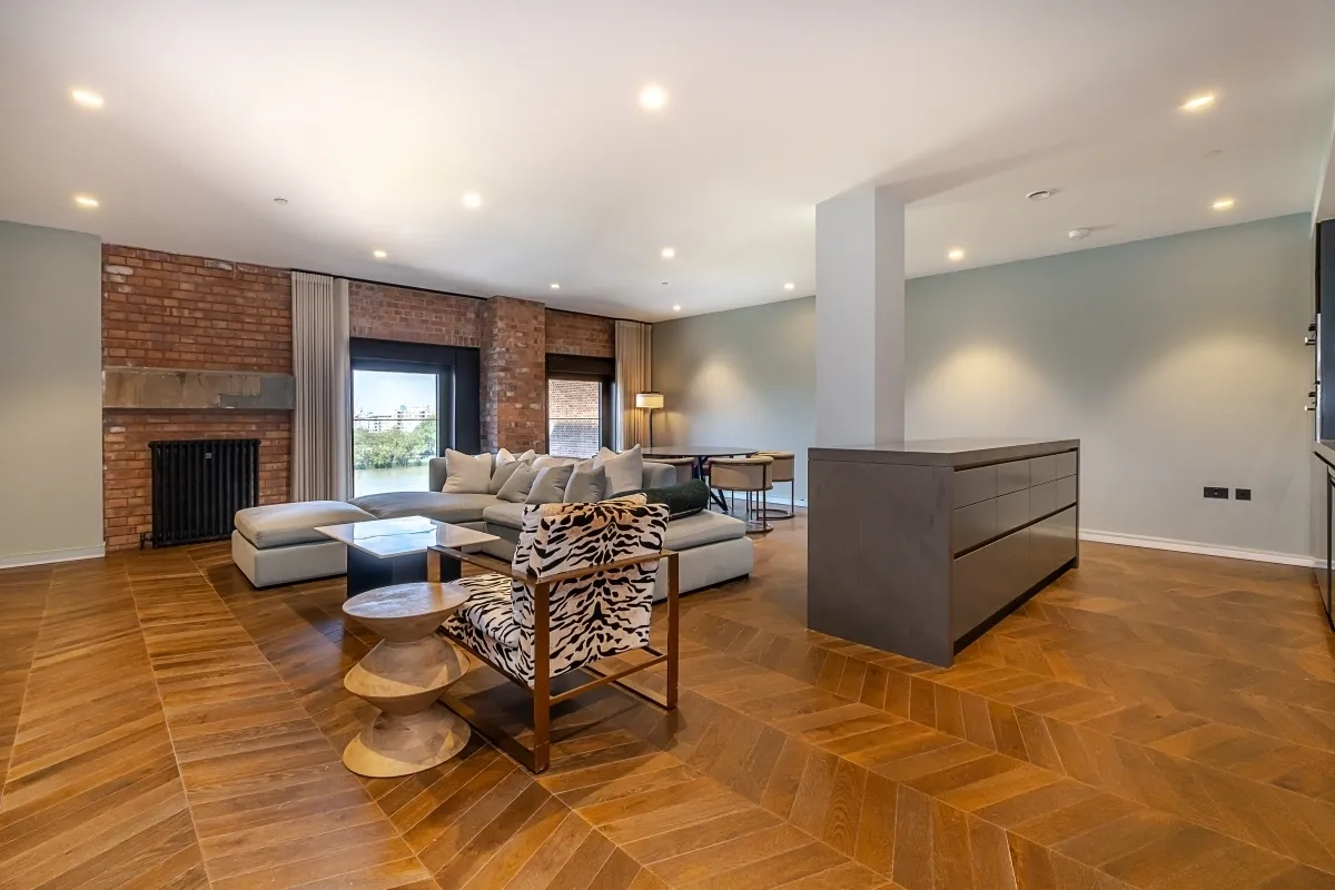 3 bed flat to rent — Circus Road West London SW11