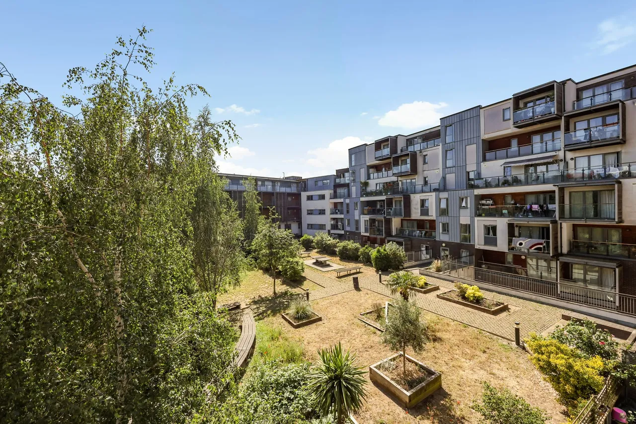 Flat 9, 35 Streatham Place, London, SW2 4AQ, photo 11