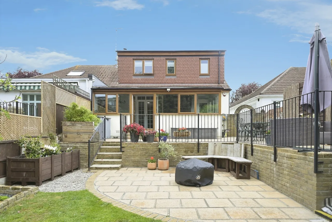 Heather Drive, Rise Park, Romford, RM1, photo 20