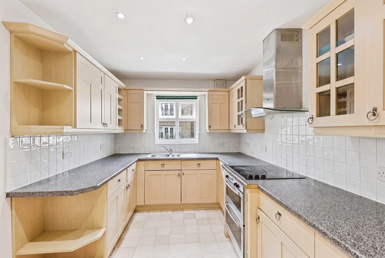 Billing Road, Northampton, photo 6