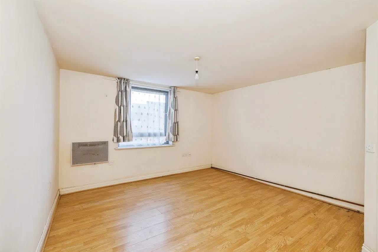 Loates Lane, Watford, WD17, photo 10
