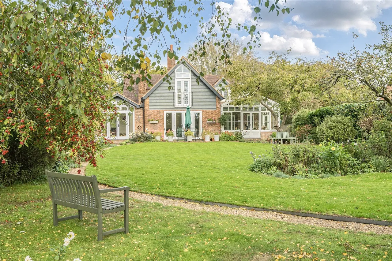 Belbins, Romsey, Hampshire, SO51 0PE, photo 27