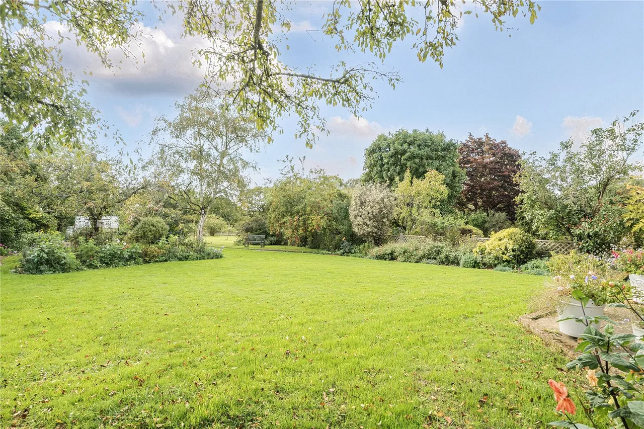 Belbins, Romsey, Hampshire, SO51 0PE, photo 28