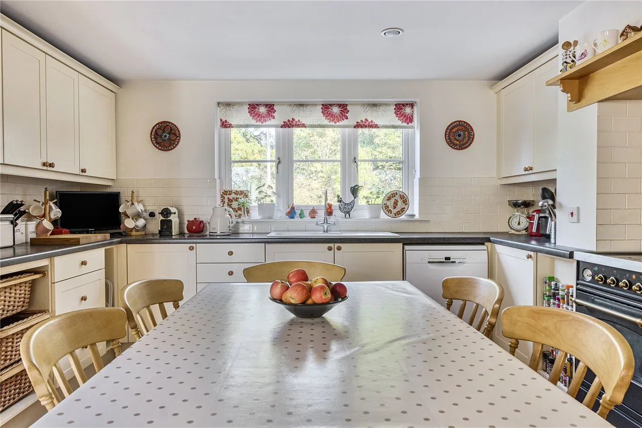 Belbins, Romsey, Hampshire, SO51 0PE, photo 7