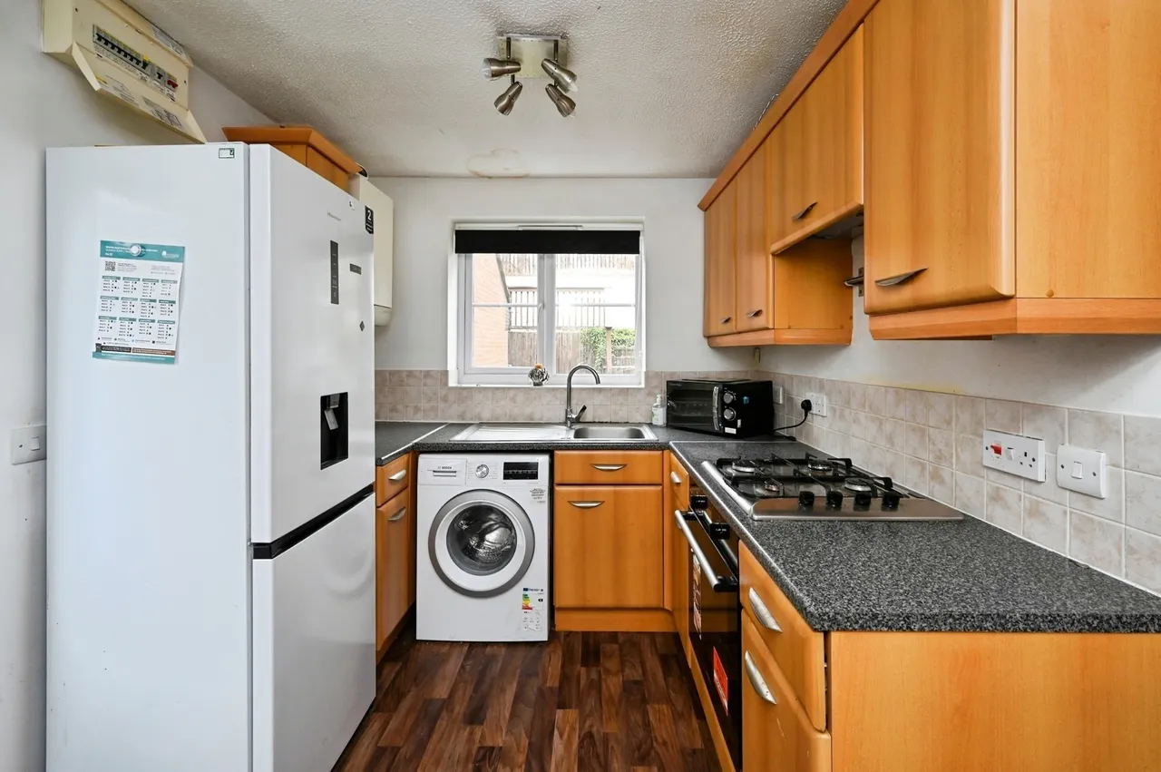 Acorn View, Kirkby-in-Ashfield, Nottingham, Nottinghamshire, NG17, photo 3