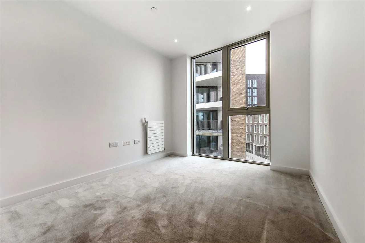 Liner House, Royal Wharf, E16, photo 4