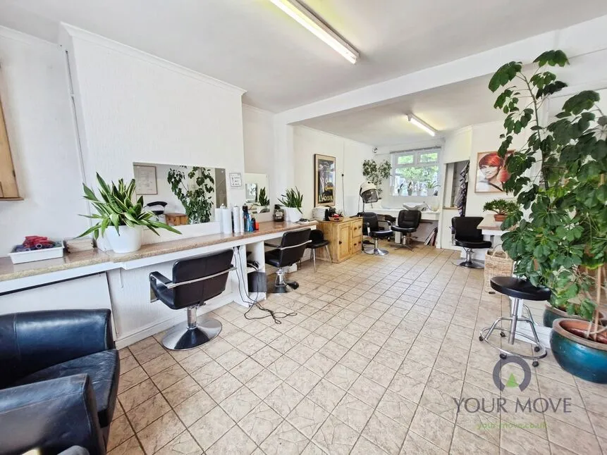 The Green, Thringstone, Leicestershire, LE67, photo 3