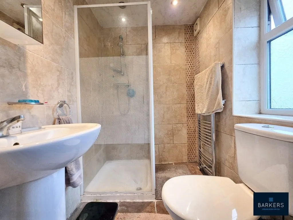 Halifax Road, Batley WF17 7RE, photo 22