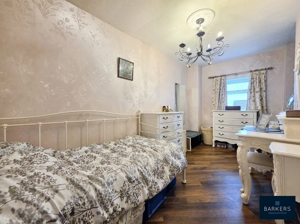 Halifax Road, Batley WF17 7RE, photo 16